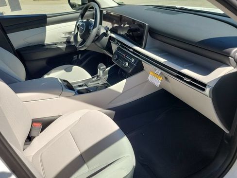 New 2026 Hyundai Tucson SE FWD image 19