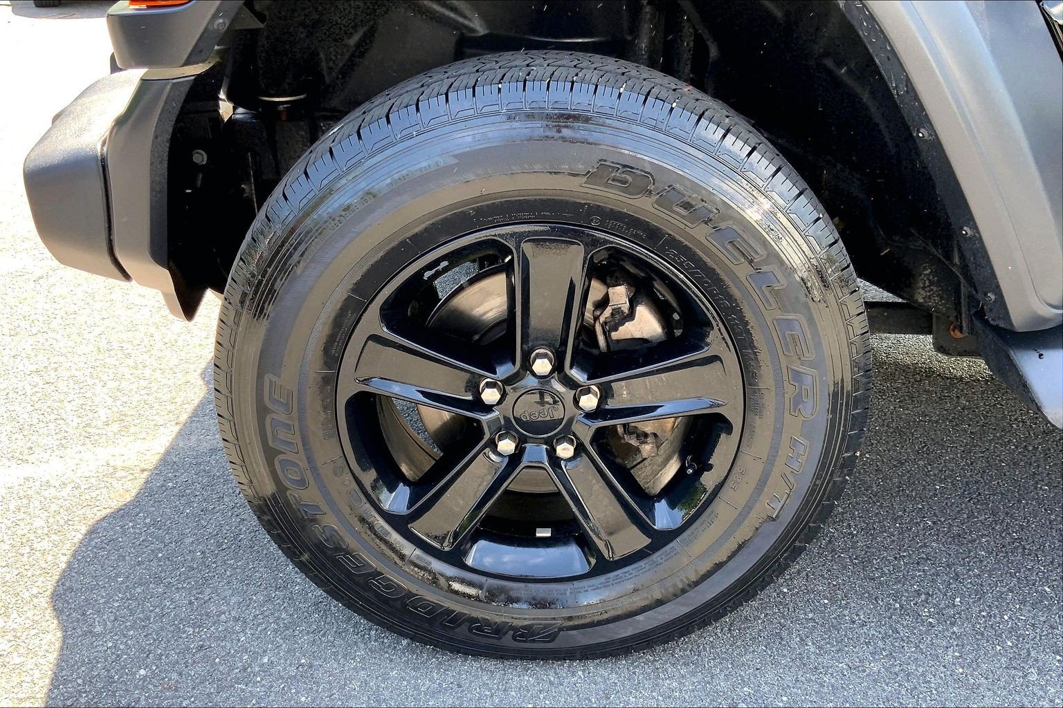Used 2019 Jeep Wrangler Unlimited Sport AWD/4WD image 12
