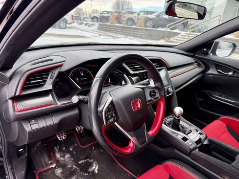 Used 2018 Honda Civic Type R image 8