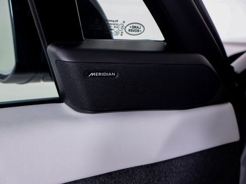 Used 2023 Land Rover Range Rover Sport SE image 24