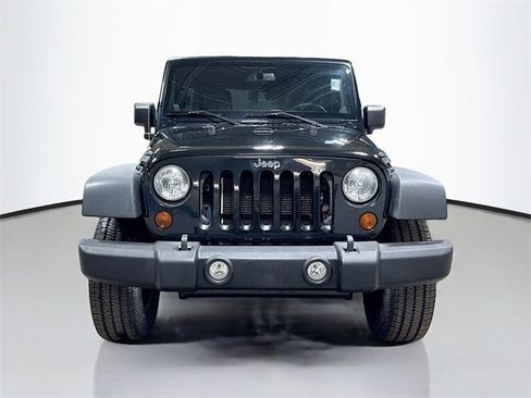 Used 2013 Jeep Wrangler Unlimited Rubicon w/ Dual Top Group image 3
