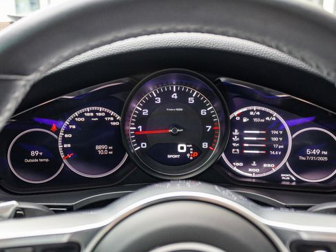 Used 2022 Porsche Cayenne S Platinum image 15