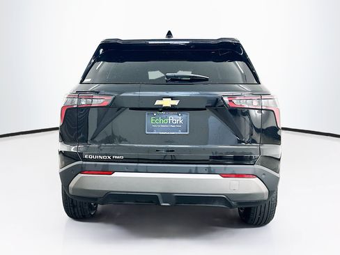 Used 2025 Chevrolet Equinox LT AWD/4WD image 7
