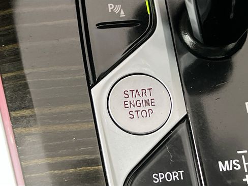 Used 2023 BMW X5 xDrive40i w/ Premium Package image 24