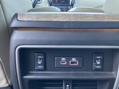 Used 2020 Nissan Murano SL image 16