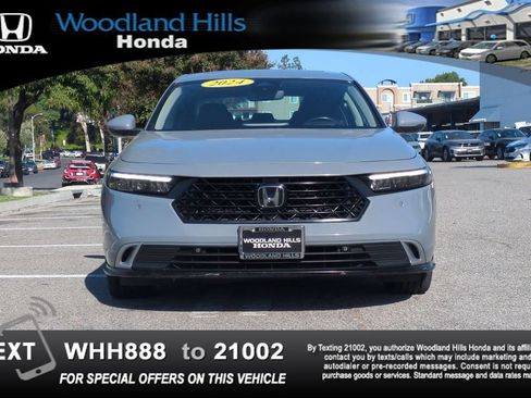 Used 2024 Honda Accord Touring image 2
