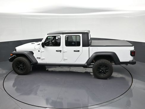Used 2023 Jeep Gladiator Sport AWD/4WD image 26