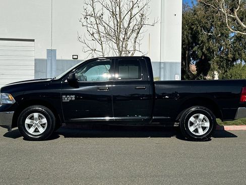 Used 2024 RAM 1500 Classic SLT image 7