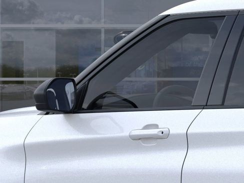 New 2025 Ford Explorer Active image 20