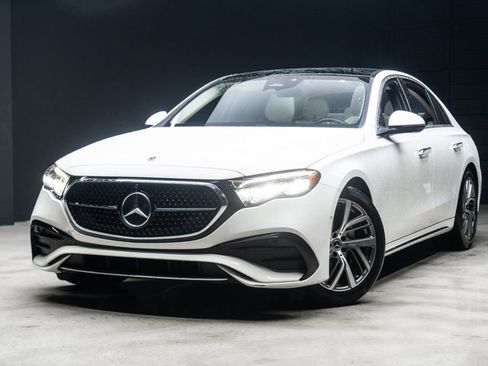Used 2025 Mercedes-Benz E 350 Sedan image 2