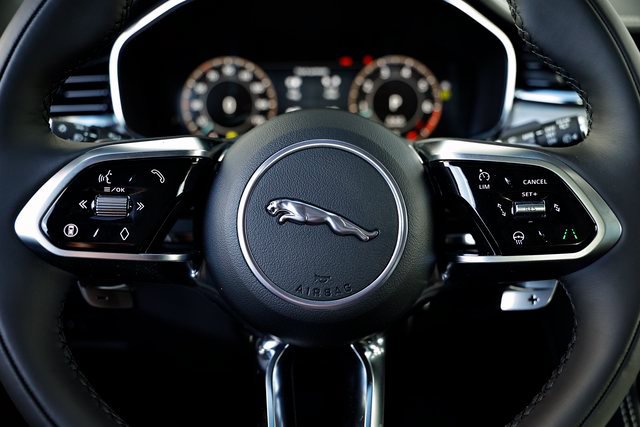 New 2026 Jaguar F-PACE R-Dynamic S AWD/4WD image 36