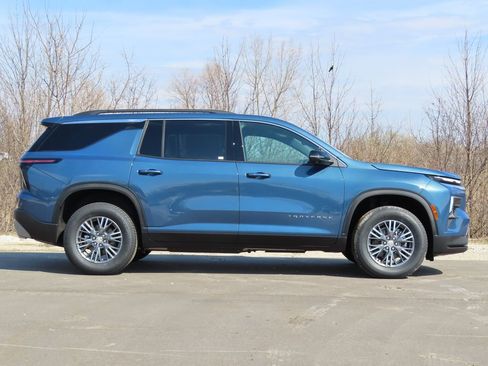 New 2026 Chevrolet Traverse LT AWD/4WD image 2