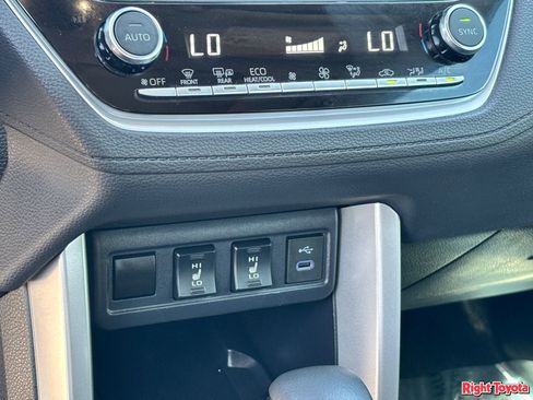 Certified 2024 Toyota Corolla Cross XLE w/ Convenience Package image 29