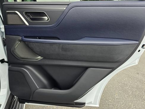 New 2027 INFINITI QX80 Sensory AWD/4WD image 13
