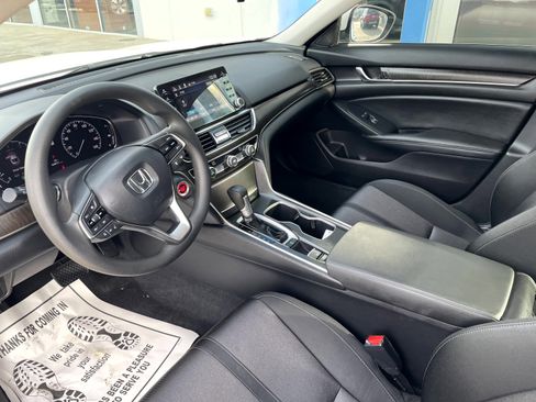 Used 2020 Honda Accord EX image 12