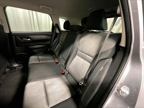 Certified 2024 Nissan Rogue SV image 15