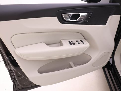 New 2025 Volvo XC60 T8 Plus w/ Protection Package Premier image 10