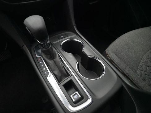 Used 2024 Chevrolet Equinox LT image 17