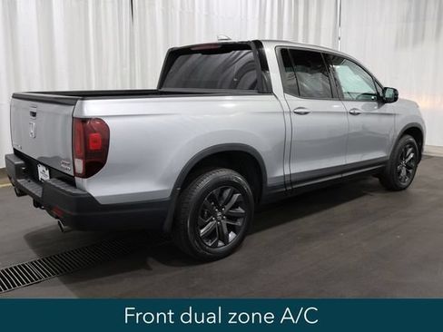 Used 2023 Honda Ridgeline Sport image 3