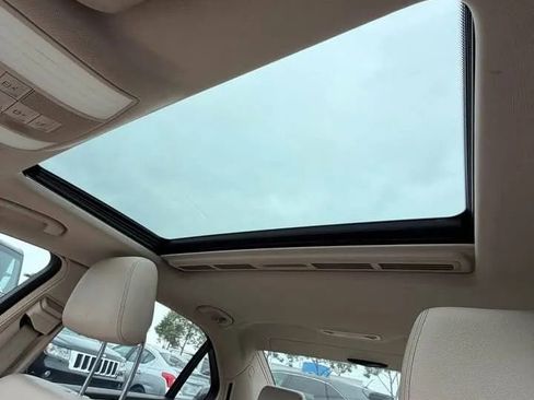 Used 2014 Mercedes-Benz E 350 Sedan image 6