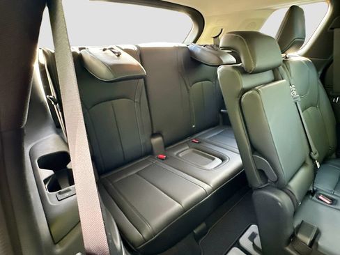 Used 2022 INFINITI QX60 Sensory w/ Cargo Package AWD/4WD image 29