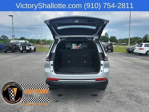 Certified 2025 Jeep Grand Cherokee L Limited w/ Trailer Tow Package RWD image 29