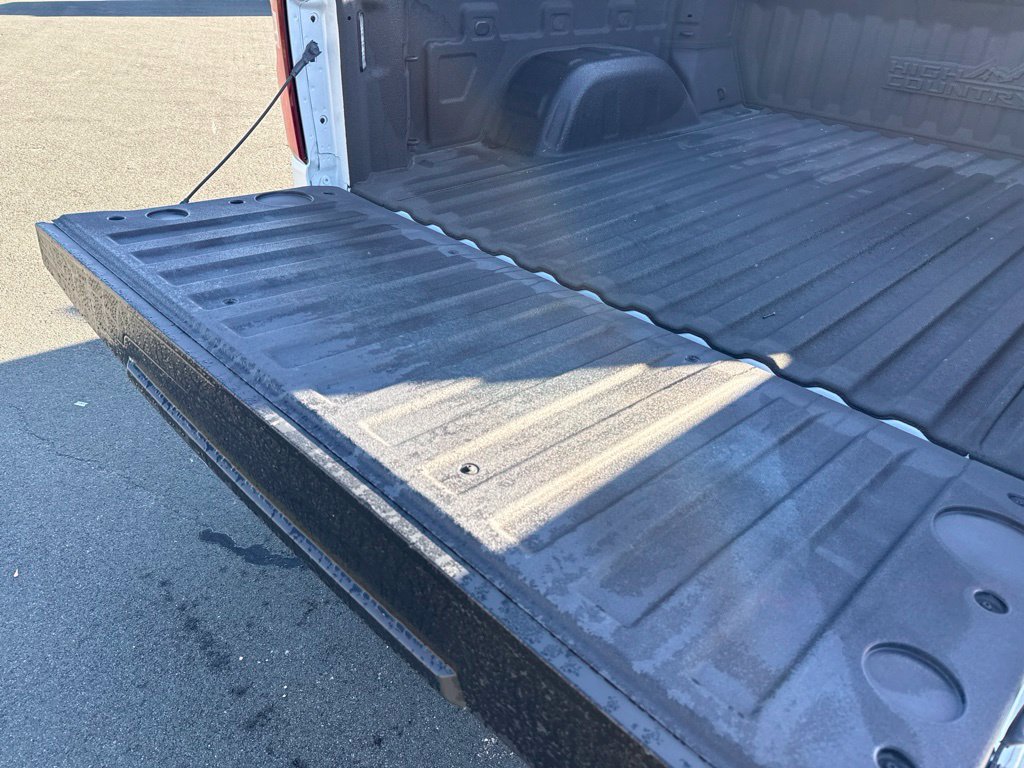 Used 2024 Chevrolet Silverado 1500 High Country AWD/4WD image 23