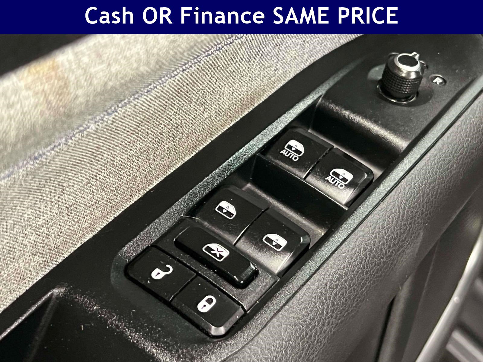 Certified 2023 Jeep Compass Latitude AWD/4WD image 18