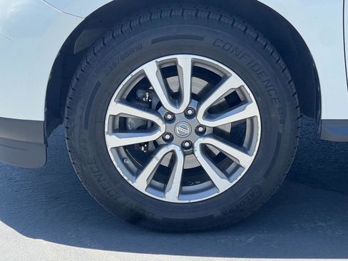 Used 2013 Nissan Pathfinder S AWD/4WD image 13