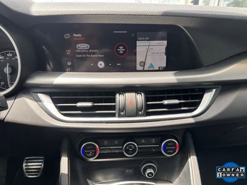Used 2022 Alfa Romeo Stelvio Veloce image 17
