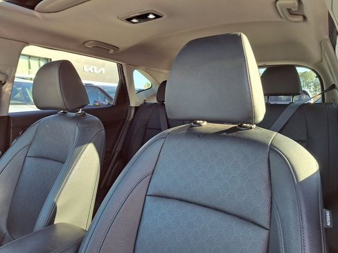 Used 2021 Kia Seltos EX image 23