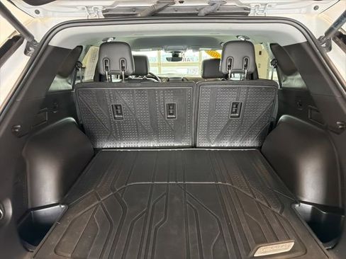 Used 2020 Chevrolet Blazer LT w/ Sound & Technology Package image 18