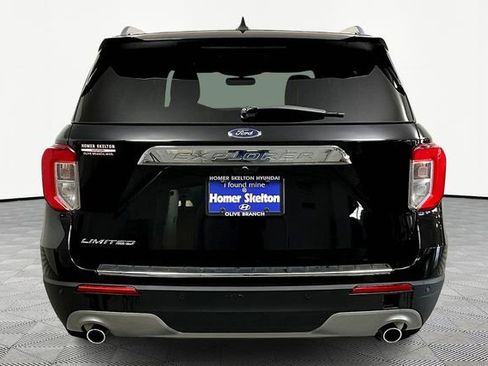 Used 2022 Ford Explorer Limited w/ Equipment Group 301A image 4