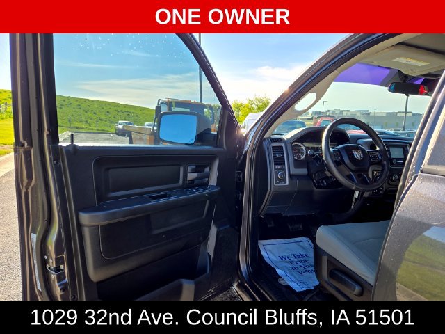 Used 2019 RAM 1500 Express w/ Express Value Package AWD/4WD image 11