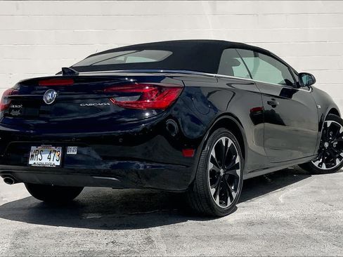 Used 2018 Buick Cascada Sport Touring w/ Dark Effects Package FWD image 21