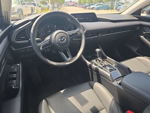 Used 2025 MAZDA MAZDA3 s FWD image 13
