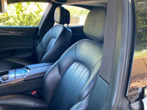 Used 2019 Maserati Ghibli RWD image 22