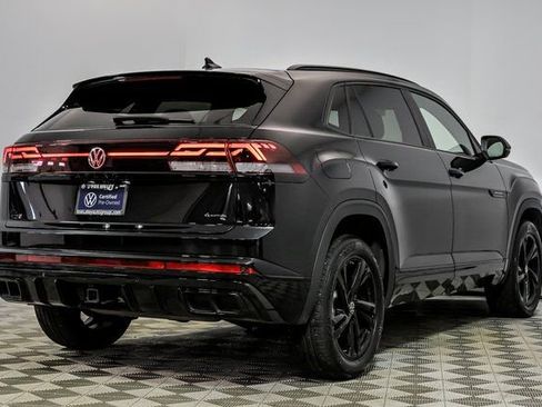 Certified 2025 Volkswagen Atlas Cross Sport SEL R-Line image 7