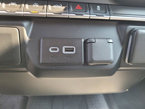 Used 2023 Chevrolet Silverado 1500 Custom w/ LPO, Dark Essentials Package AWD/4WD image 21