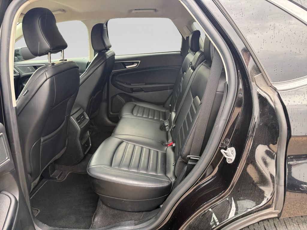 Used 2024 Ford Edge SEL AWD/4WD image 34