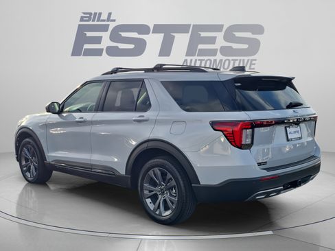 New 2026 Ford Explorer Active w/ Active Comfort Package AWD/4WD image 2