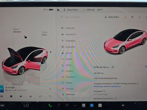 Used 2022 Tesla Model 3 Standard Range image 9