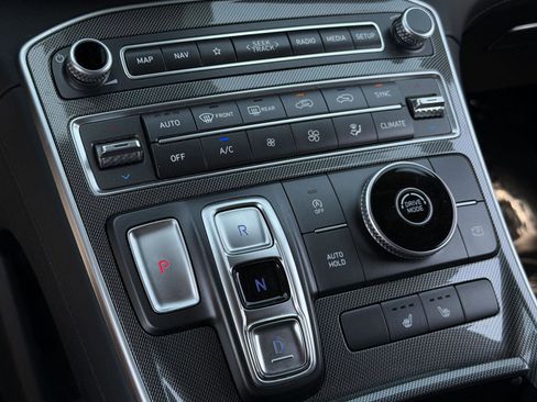 Used 2023 Hyundai Santa Fe SEL w/ Premium Package FWD image 14