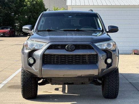 Used 2016 Toyota 4Runner SR5 AWD/4WD image 7