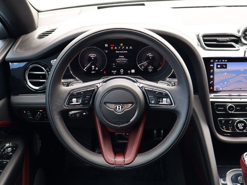 Certified 2023 Bentley Bentayga Speed AWD/4WD image 15