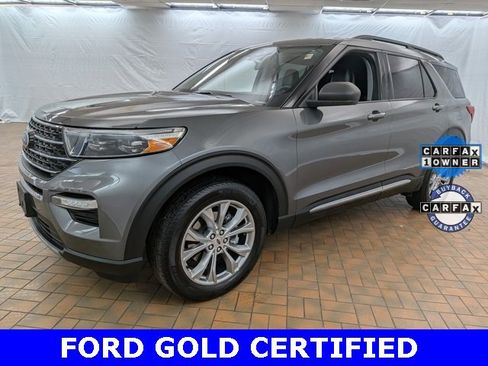 Certified 2023 Ford Explorer XLT w/ Equipment Group 202A image 3