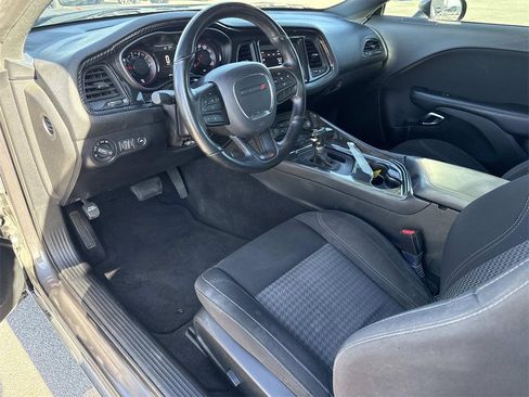 Used 2020 Dodge Challenger SXT w/ Driver Convenience Group image 8