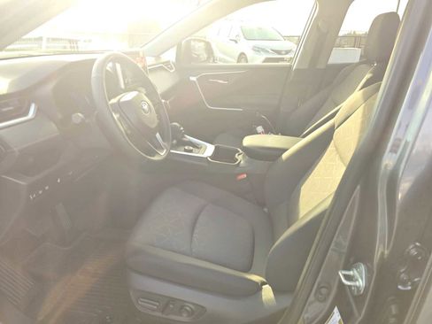 Certified 2025 Toyota RAV4 XLE w/ Convenience Package image 23