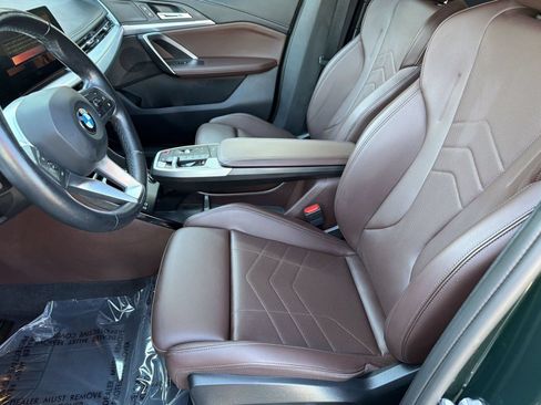 Used 2025 BMW X1 xDrive28i AWD/4WD image 5