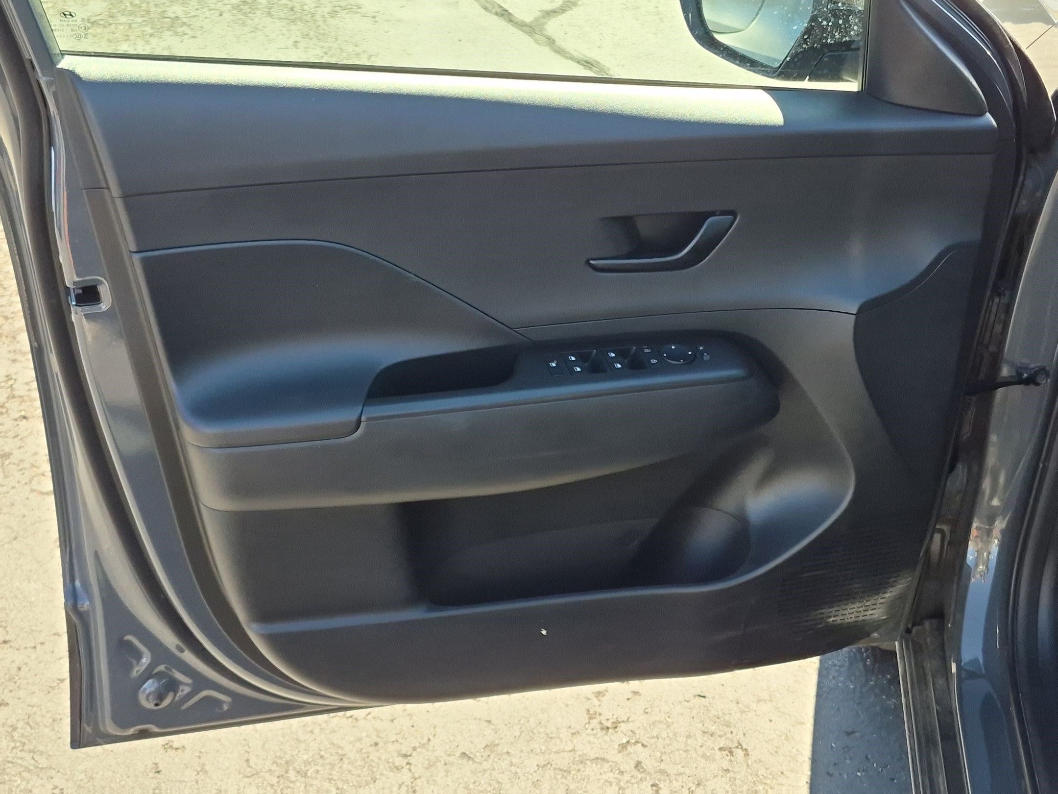 Used 2026 Hyundai Kona SEL Sport FWD image 14